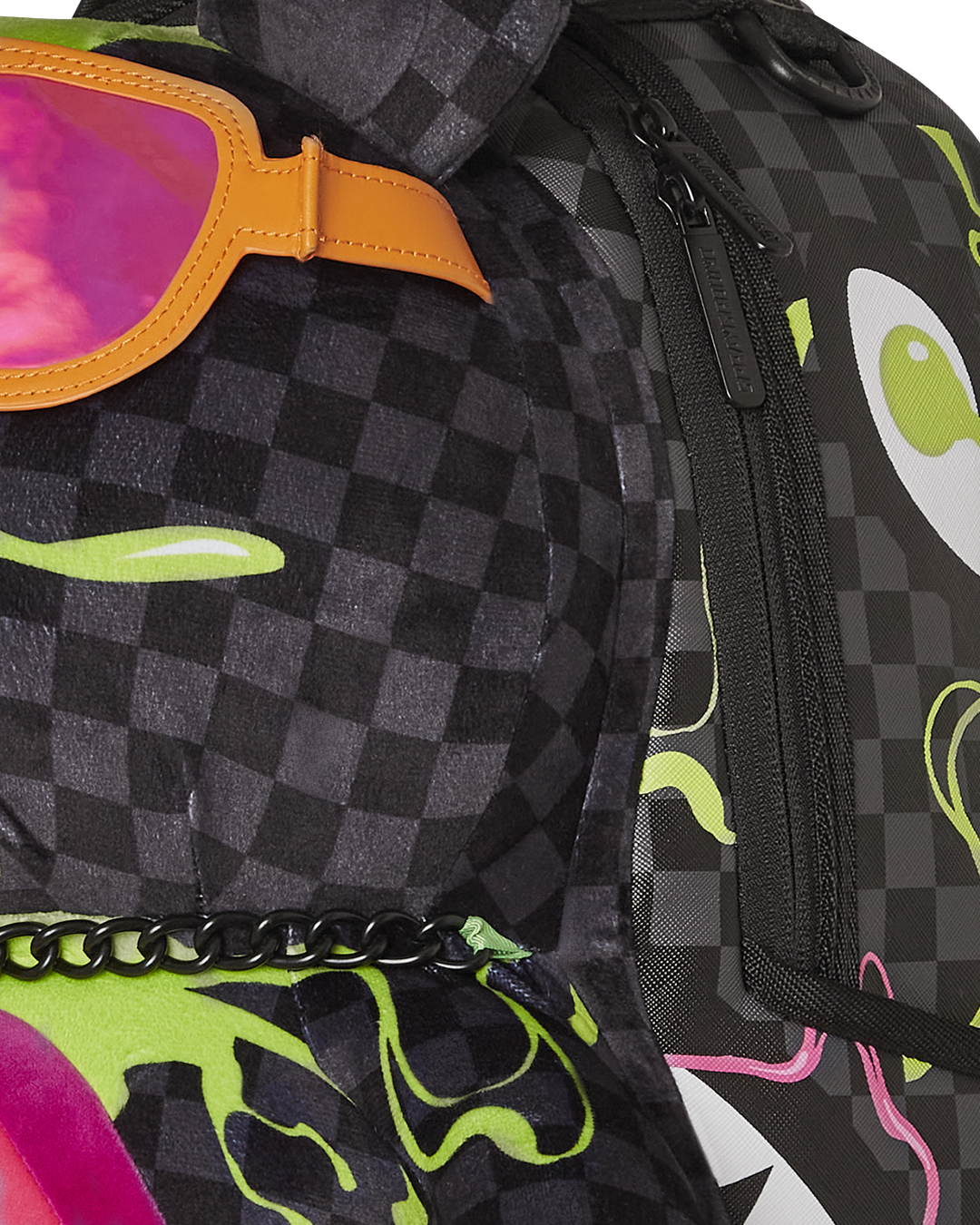 SLIME DIME MONEYBEAR TEDDYBEAR ON BACKPACK
